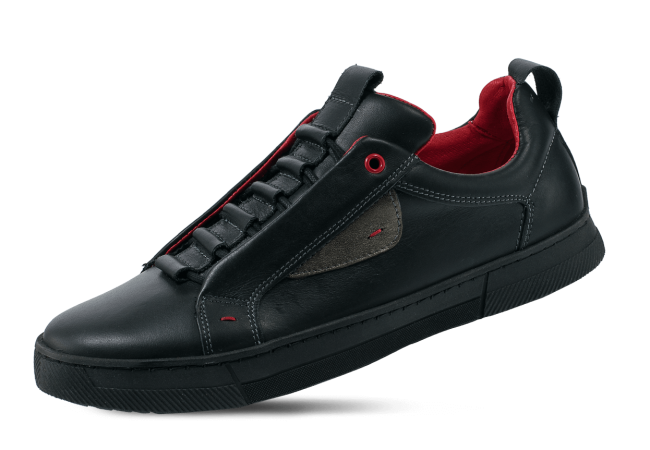Ανδρικά αθλητικά παπούτσια σε μαύρο χρώμα φωτογραφία 